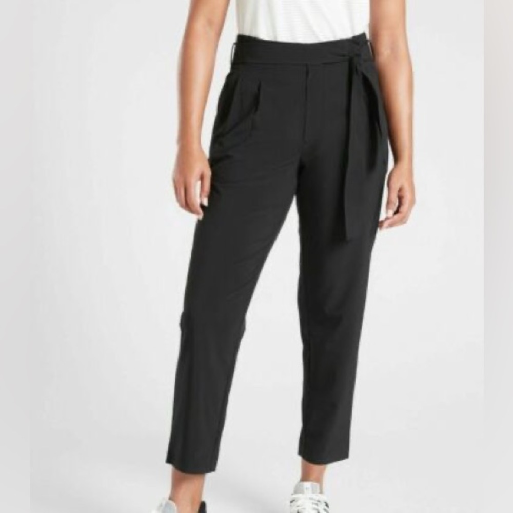 Like New Athleta Skyline II Pant in Sz 4